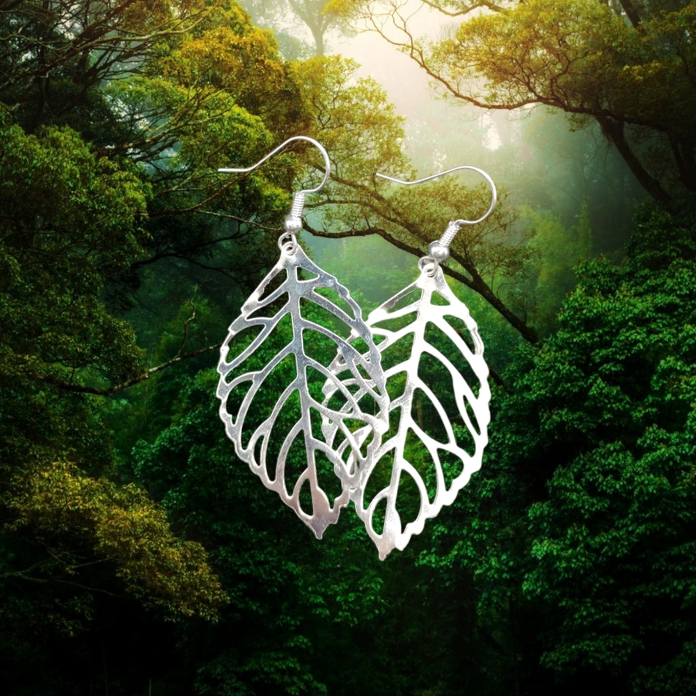 ✨$3w/bundle!✨Leaf earrings